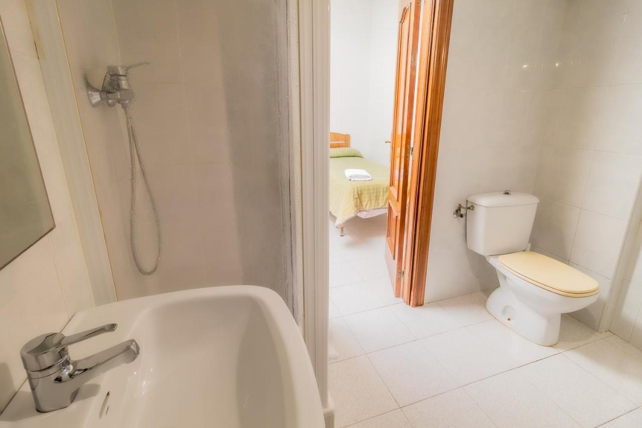 Hostal - Restaurante La Buena Villa By Vivere Stays Villalonquéjar Εξωτερικό φωτογραφία